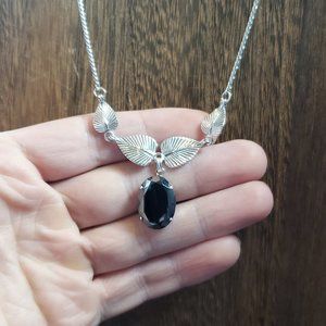 16 Inch Silver Tone Unique Floral Hematite Stone Necklace